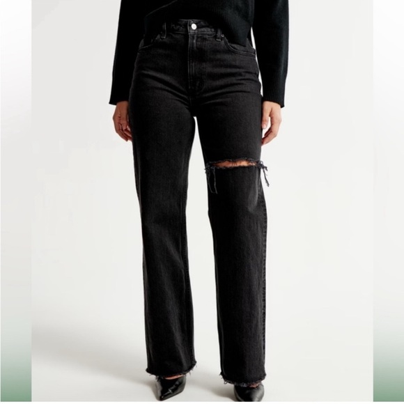 Abercrombie & Fitch Denim - A&F Washed Black Distressed 90s Relaxed Jean High Rise Curve Love
